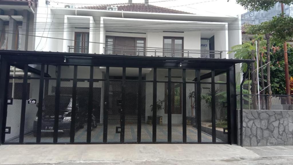 万隆Radja House Cipaku Indah别墅 外观 照片